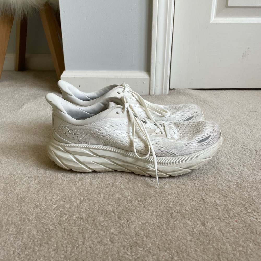 HOKA clifton 8 white sneakers